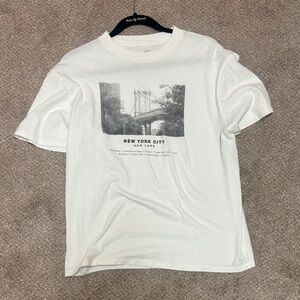 Abercrombie & Fitch White New York City Graphic Tee